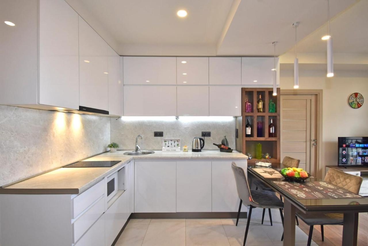 Home4You City Center Apartments Jerevan Eksteriør bilde