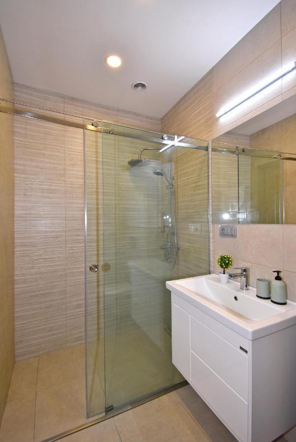 Home4You City Center Apartments Jerevan Eksteriør bilde