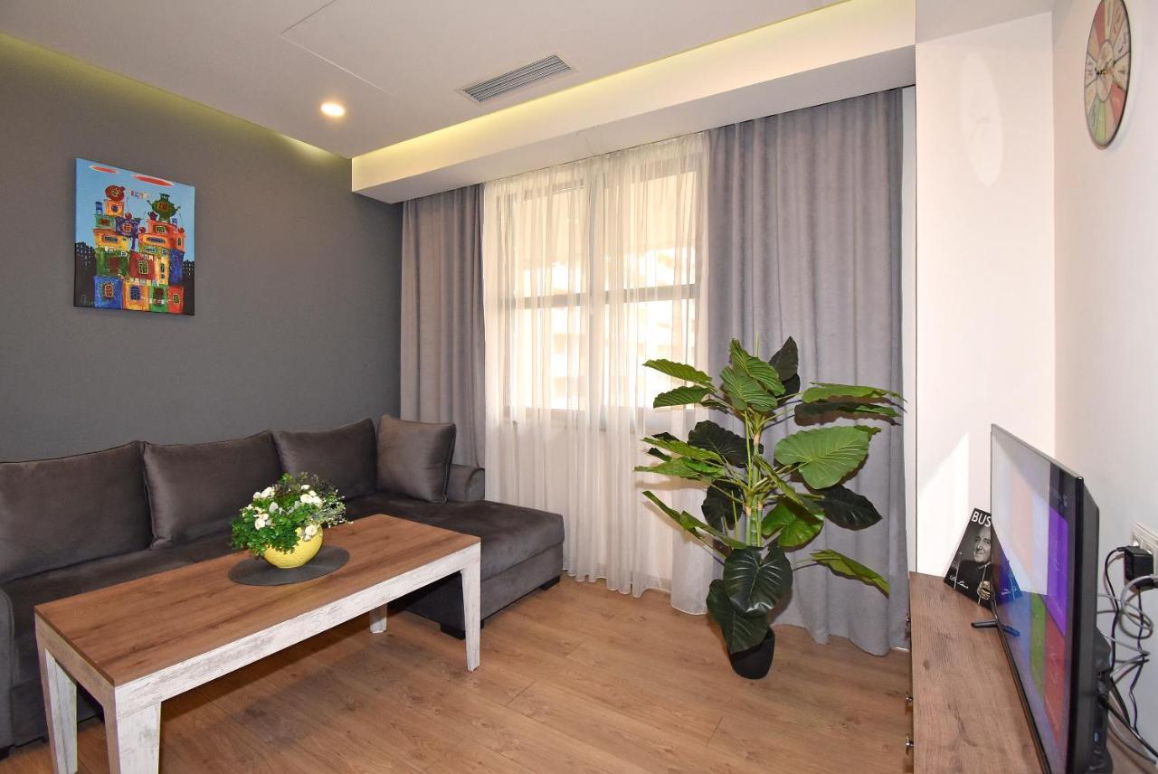Home4You City Center Apartments Jerevan Eksteriør bilde
